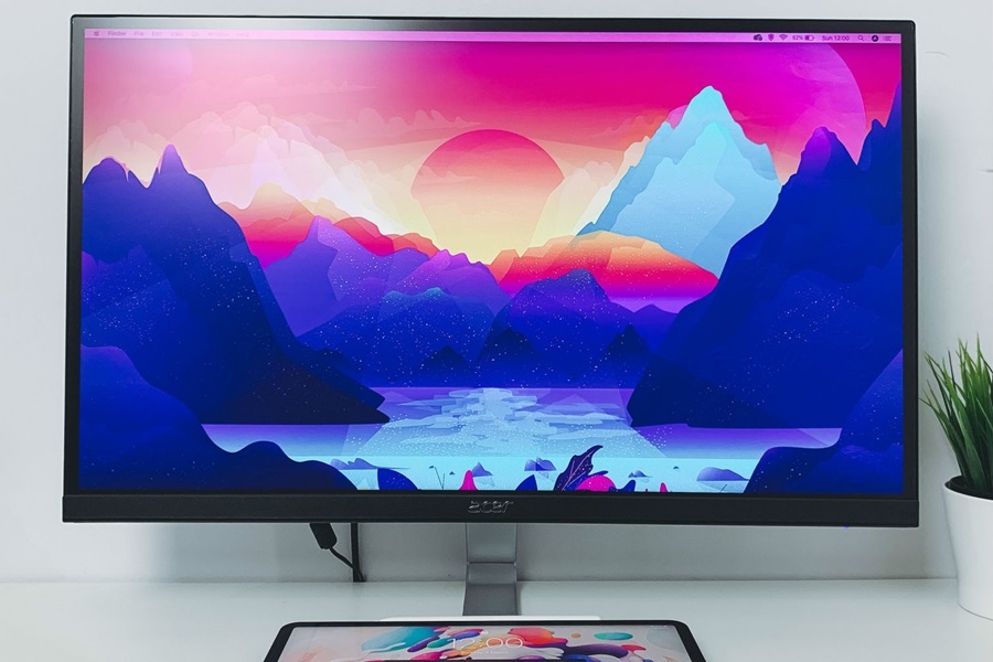 monitor bold