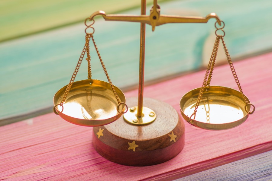 balance scales