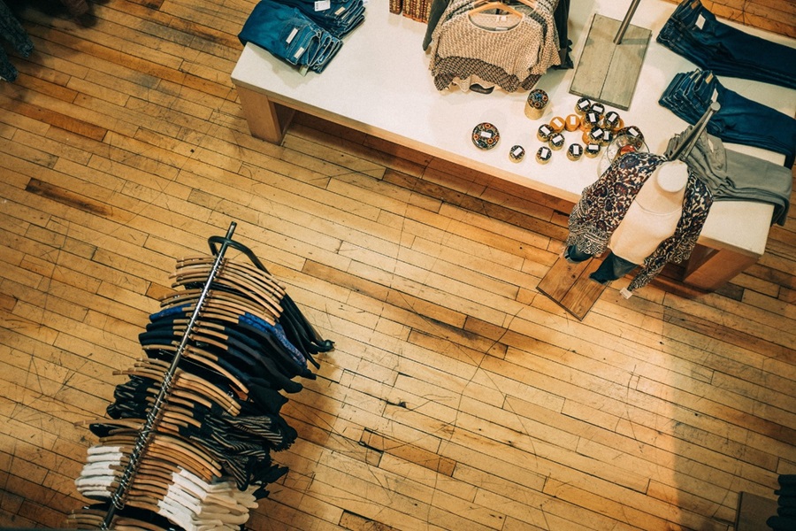 empty store