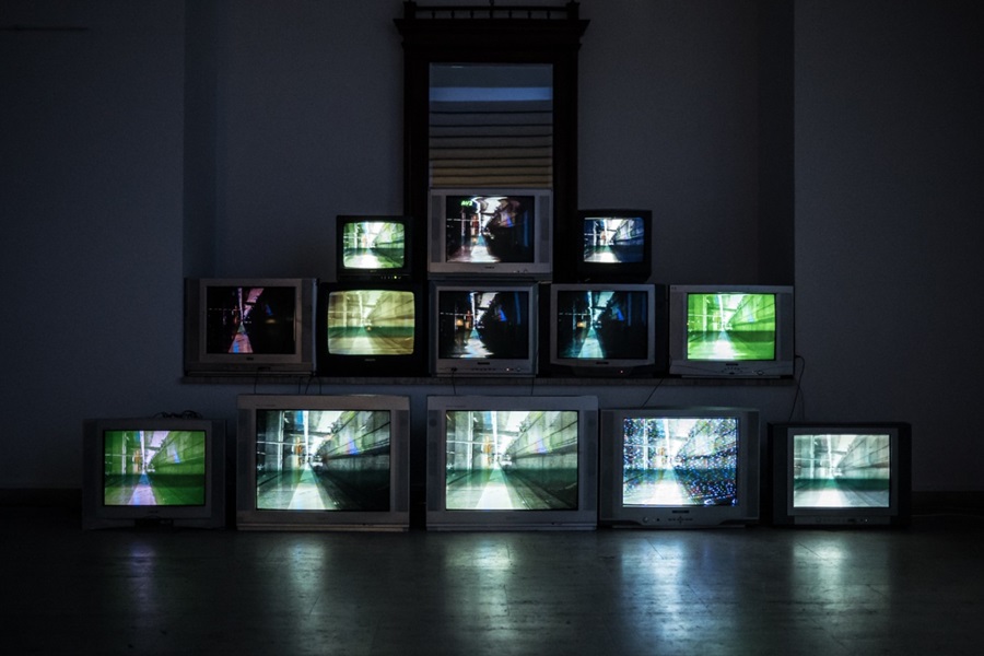 lots of televisions