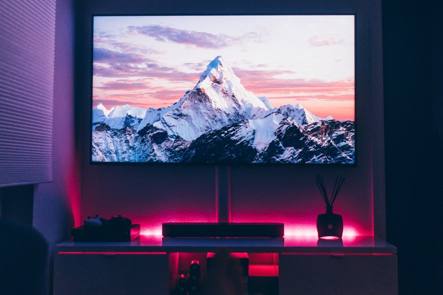 tv showing a mountain on screen