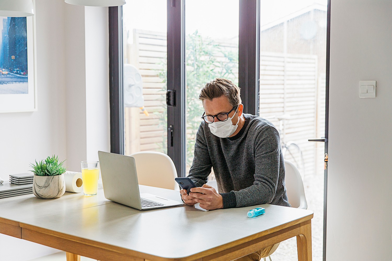 Working with facemask