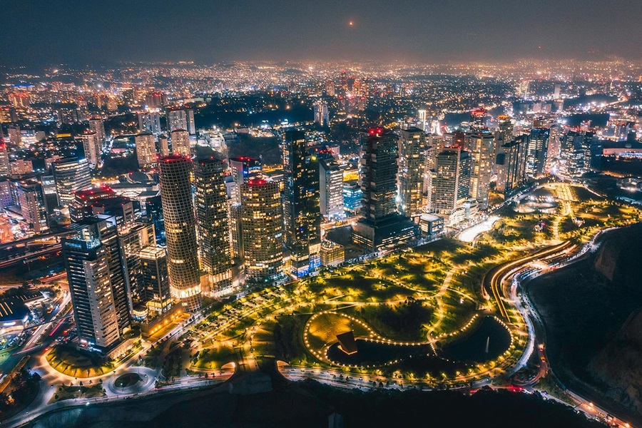 Well-known park in one of the most exclusive zones of Mexico City