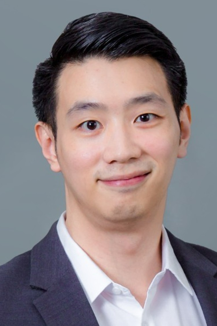 Varist Limpatawonpong