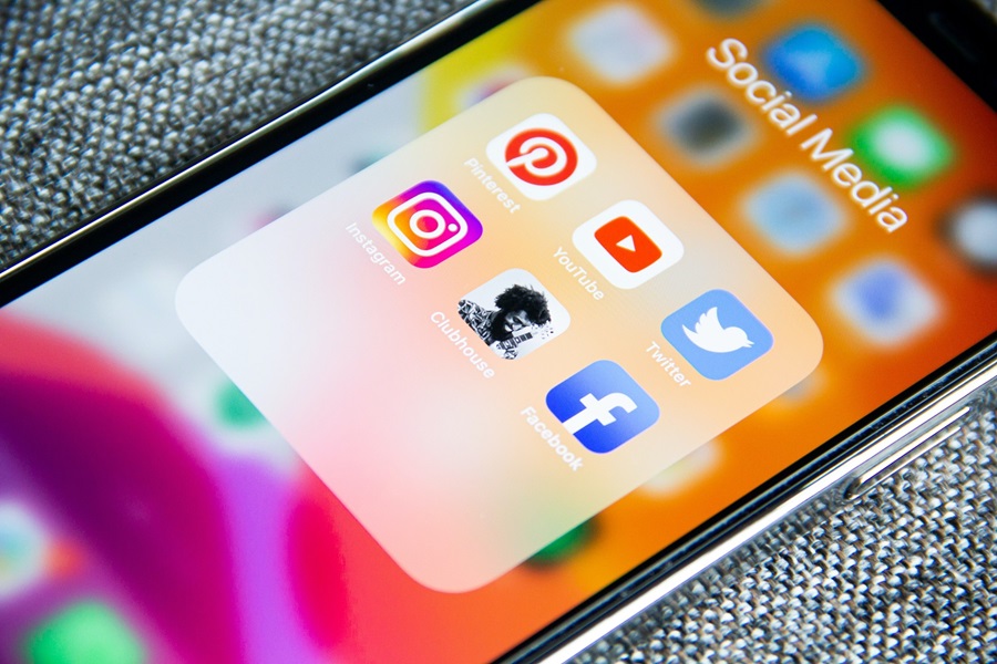 Social media brnads suffer trust loss
