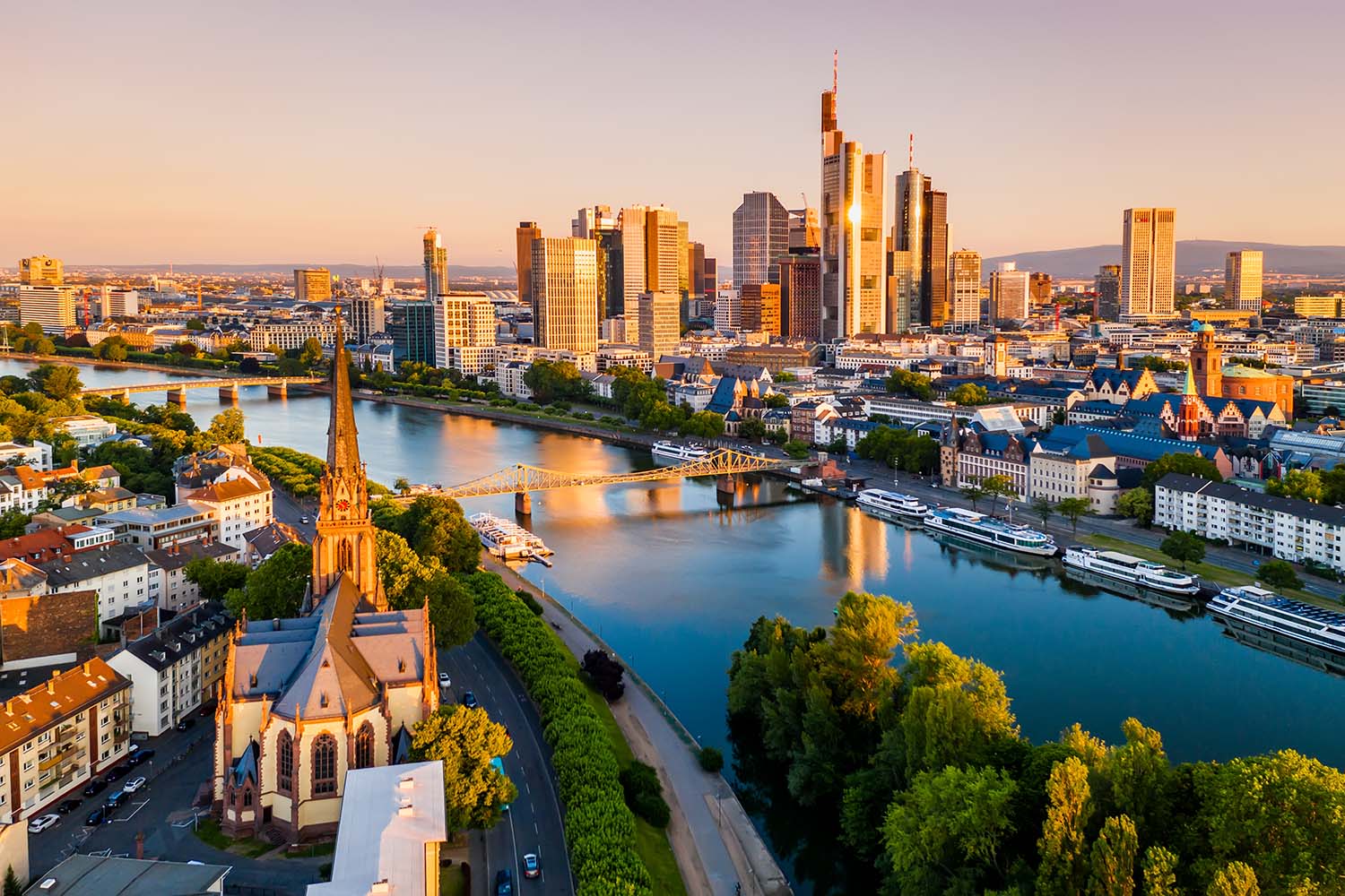 BrandZ Germany 2023 - Skyline Frankfurt