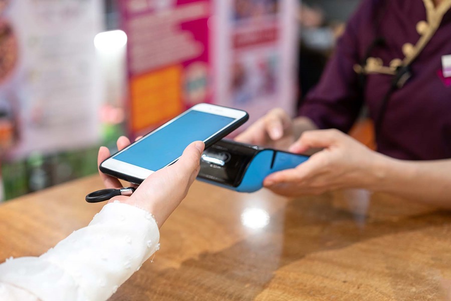 Contactless mobile paying
