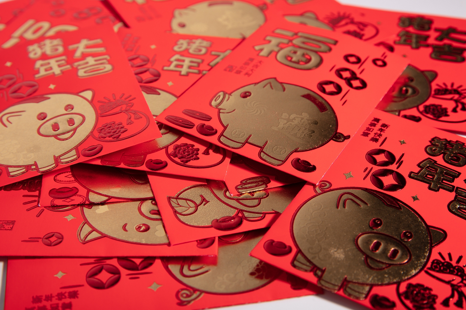 Pig red packets