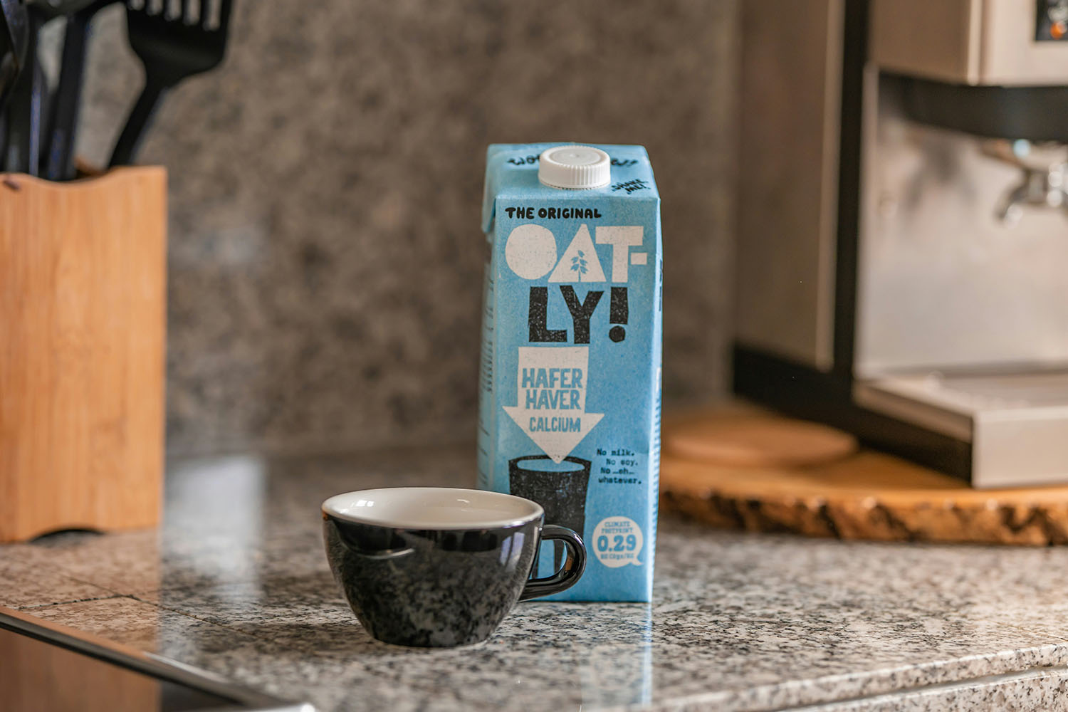 Oatly Header