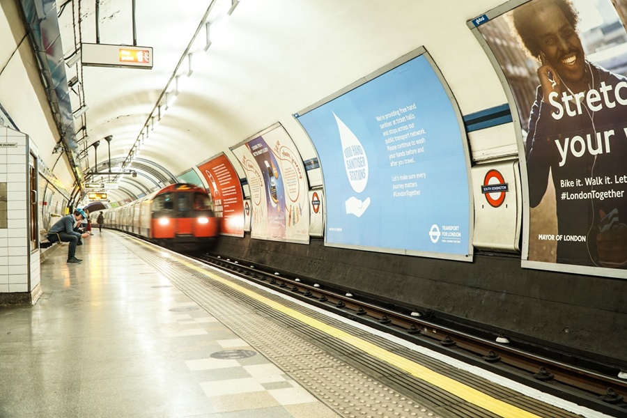billboard london tfl global