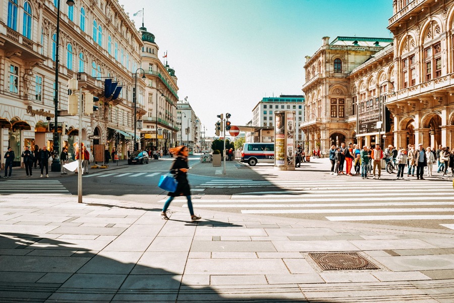 retail shopping europe