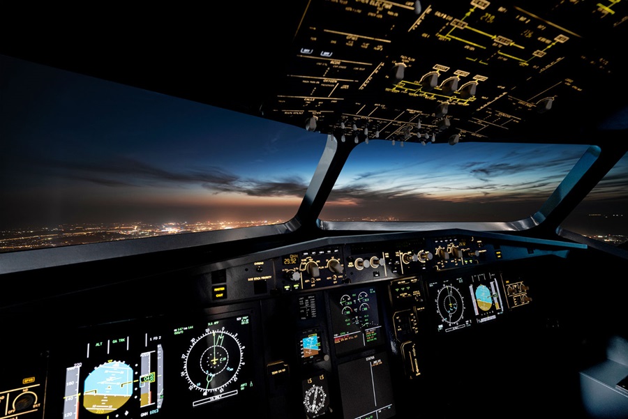 Aeroplane cockpit
