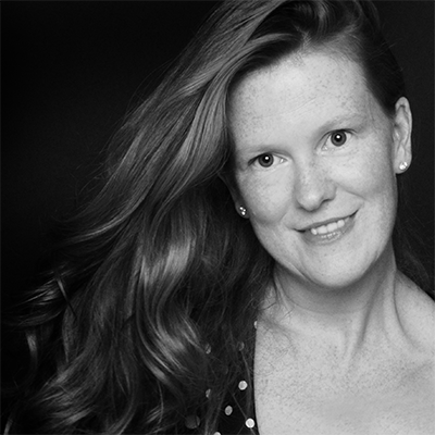 Lynne Deason Headshot